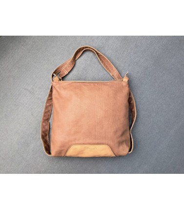 Zaino Borsa in Pelle Floridiana – Artigianale, Elegante e Versatile | Bottega Ventuno